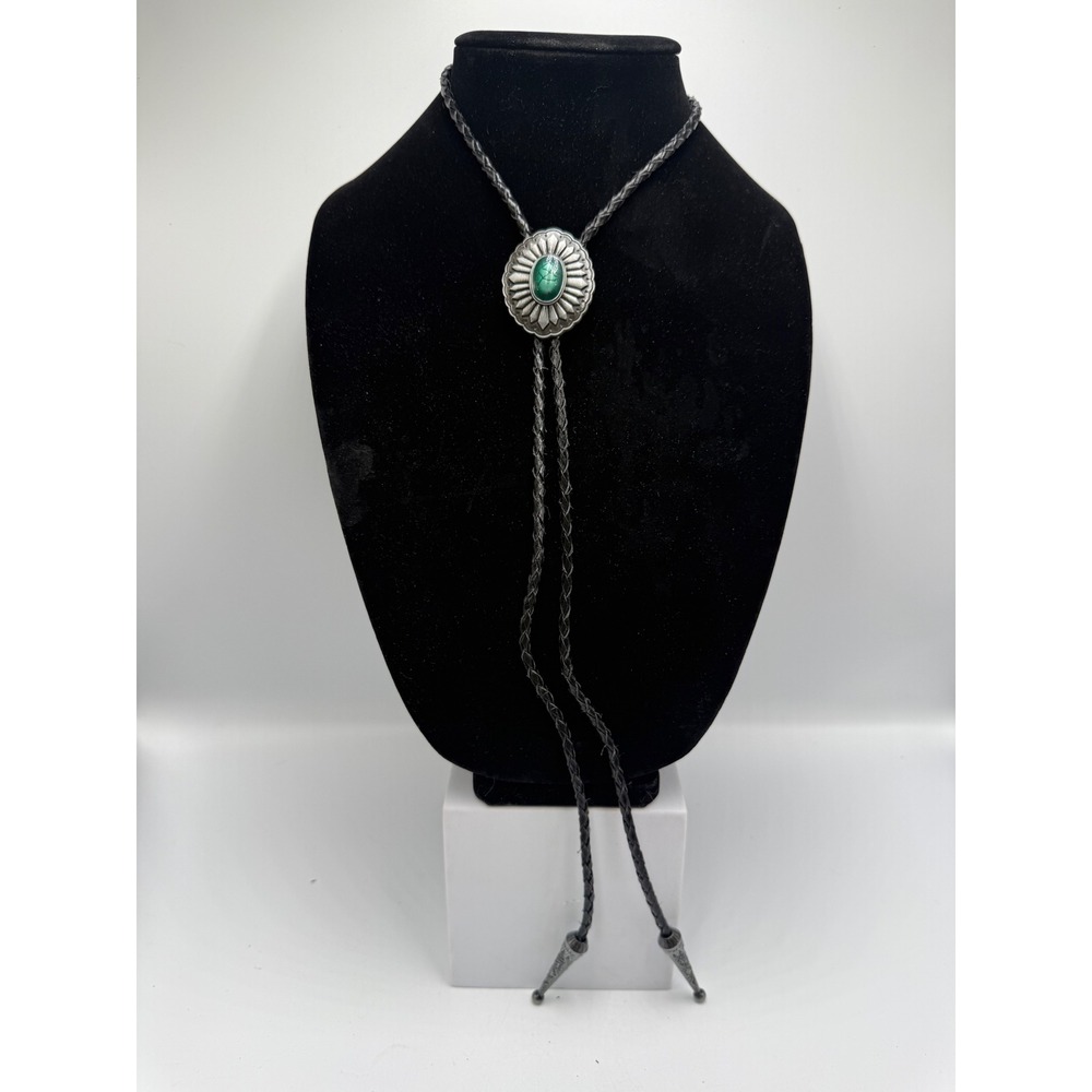 Western Bolo Tie Green Faux Stone Silver Tone Sunburst Concho Black Braided Cord
